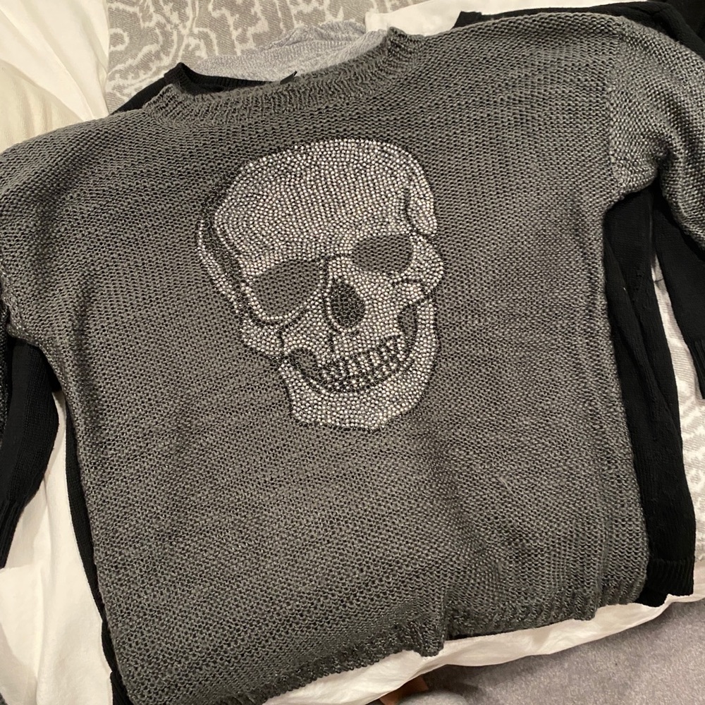 Skull knit sweater